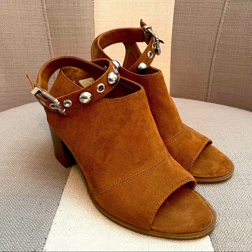 Circus by Sam Edelman Suede Sandals Size 6.5